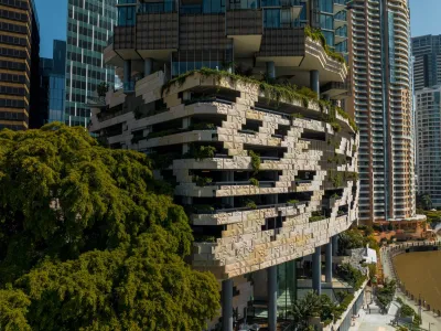 443 Queen Street